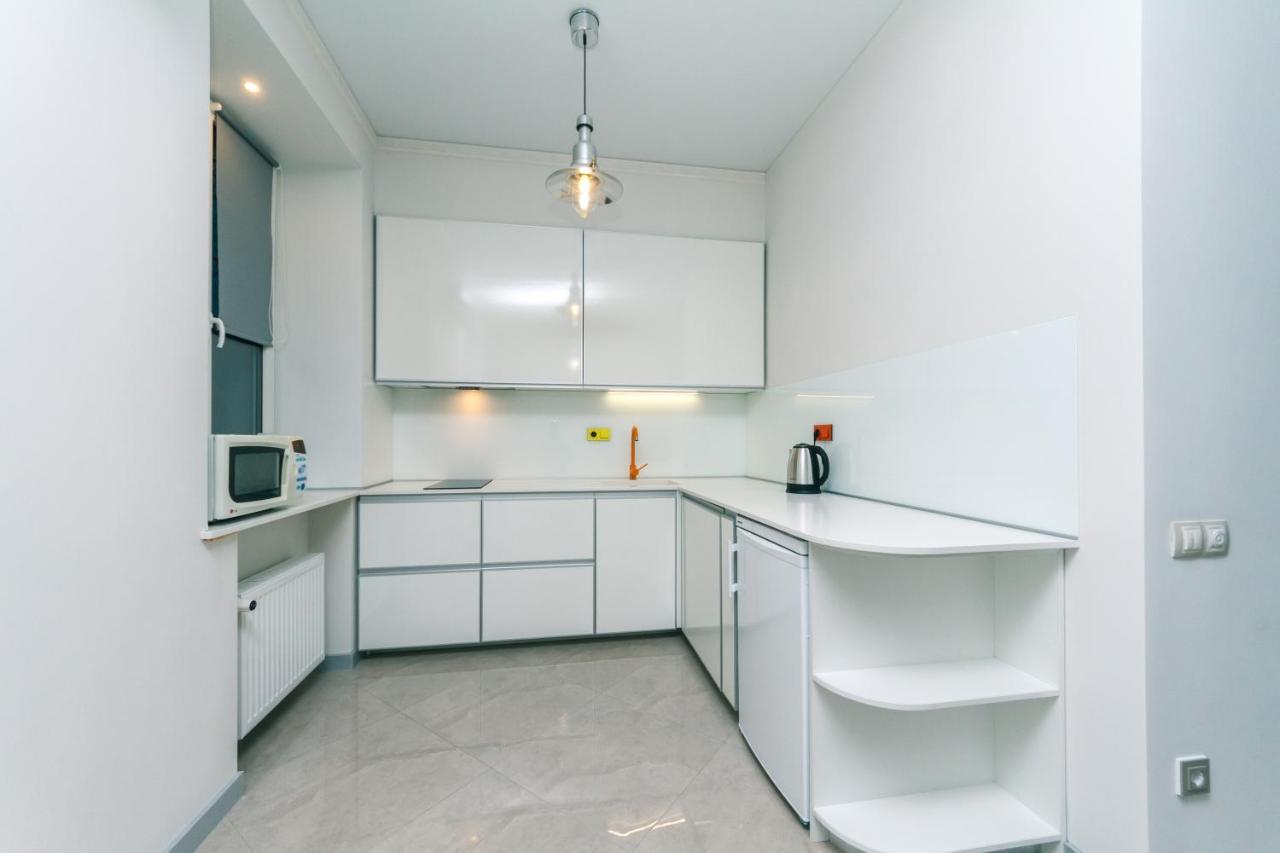Hotrent City Deluxe Киев Екстериор снимка