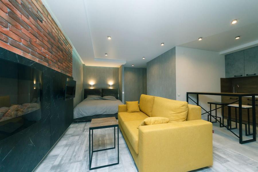Hotrent City Deluxe Киев Екстериор снимка